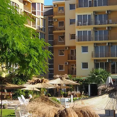 Joya Park Apartment *